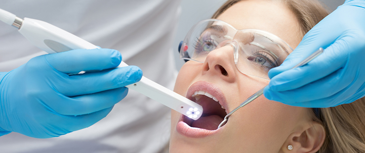 oral camera for treatment at avant dental clinic kolkata
