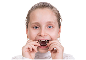 space1 space maintain guard at avant dental clinic kolkata